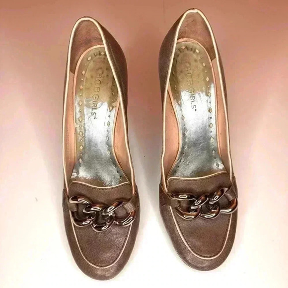 Bcbg Girls Chain Accent heels Size- 6 - Picture 2 of 8